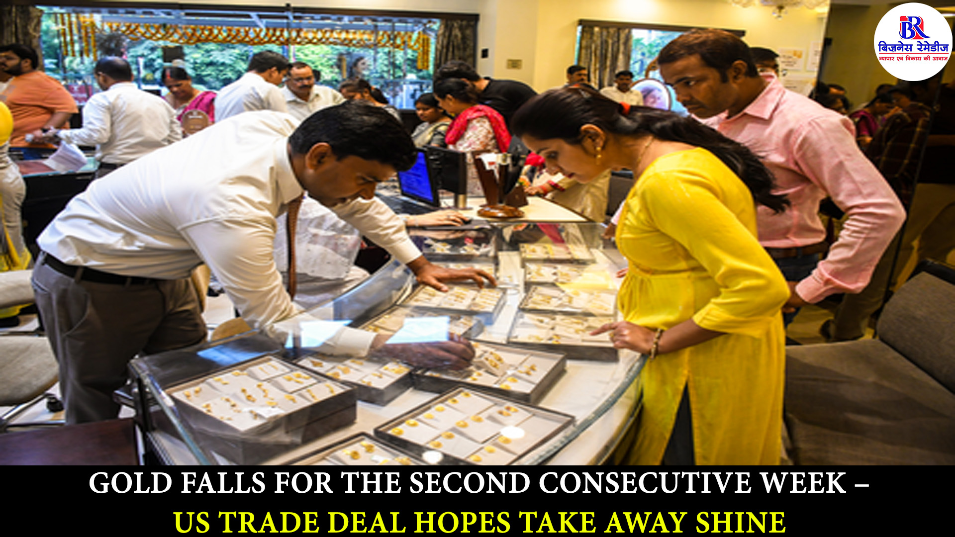 Gold Prices Fall for Second Straight Week Amid Trade Deal Hopes Gold bars and coins representing declining bullion prices amid global trade and Fed policy shifts